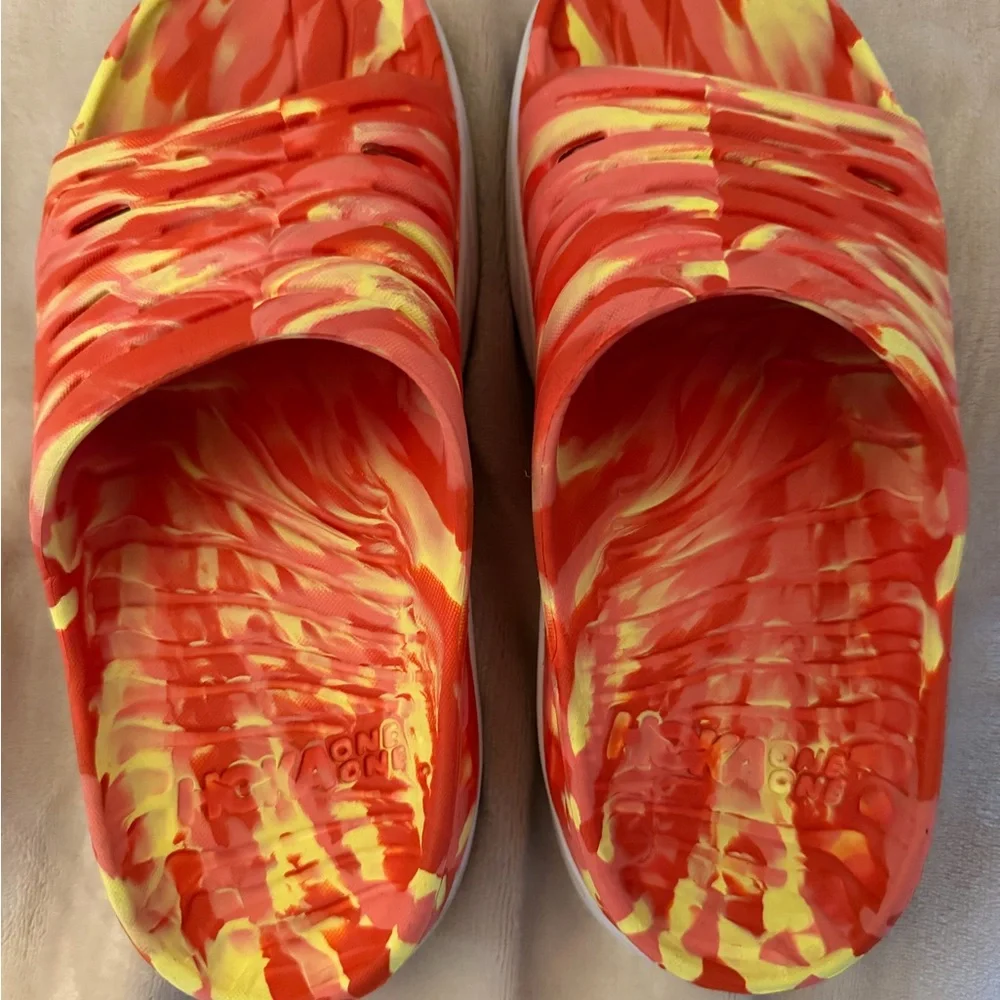 Hoka One Recovery Slides - Picture 1 of 4